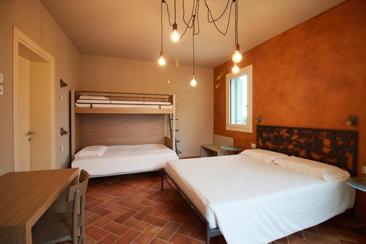 B&B Casa Campagnari Roverbella Exterior photo